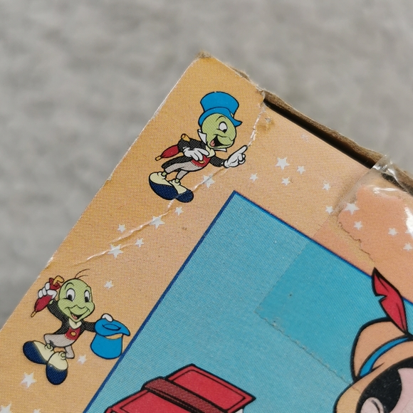 Disney Pinocchio Collector Series Plastic Cup - Picture 16 of 16